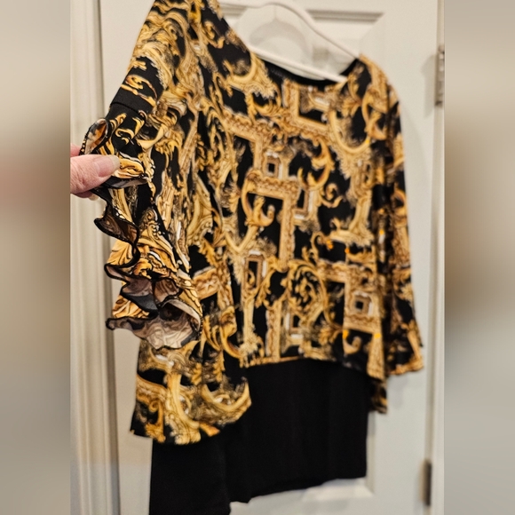 132 - Versace Inspired Baroque Print Blouse - Picture 4 of 8